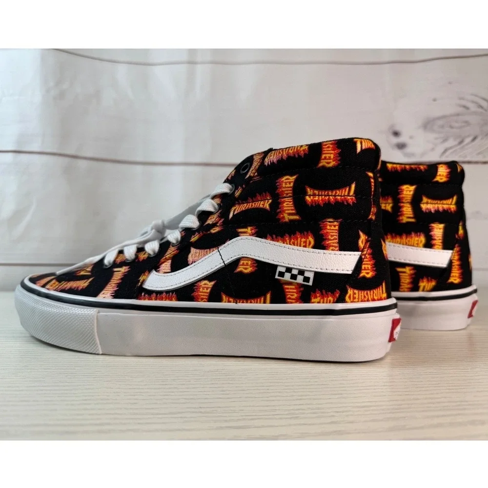 NEW in Box / Vans Skate Sk8-H Thrasher Black Sneakers‎ / Size 9.5 / Sku0164